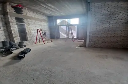 محل تجاري - استوديو للايجار في فى90 - شارع التسعين الشمالي - التجمع الخامس - مدينة القاهرة الجديدة - القاهرة