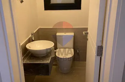 Apartment - 3 Bedrooms - 3 Bathrooms for sale in O West - 6 October Compounds - 6 October City - Giza