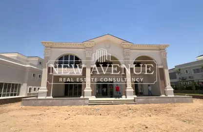 Villa - 4 Bedrooms - 7 Bathrooms for sale in Mountain View Hyde Park - 5th Settlement Compounds - The 5th Settlement - New Cairo City - Cairo