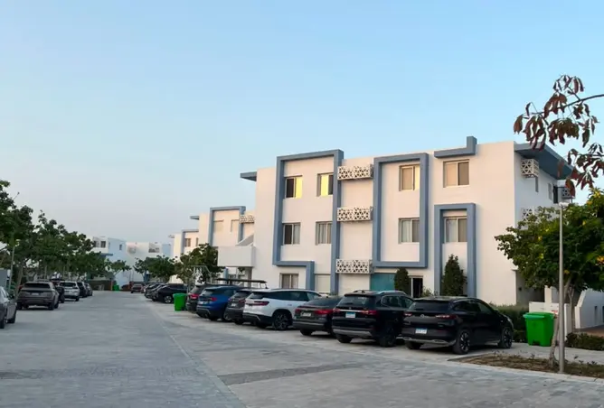 97436172 - Property Image 3