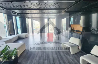 مساحات مكتبية - 2 غرف نوم - 2 حمامات للايجار في بارك ستريت - محور 26 يوليو - الشيخ زايد - الجيزة