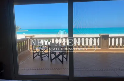 فيلا - 6 غرف نوم - 6 حمامات للبيع في مارينا 5 - مارينا - العلمين - الساحل الشمالي