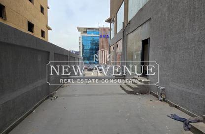 Retail - Studio for rent in Bank Center Street - South Teseen St. - The 5th Settlement - New Cairo City - Cairo