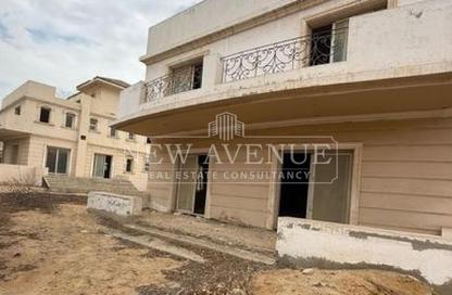 Villa - 4 Bedrooms - 5 Bathrooms for sale in Maxim - The 1st Settlement - New Cairo City - Cairo