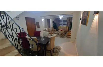 Duplex - 4 Bedrooms - 2 Bathrooms for rent in Abu Al Wafa St. - El Haram - Hay El Haram - Giza
