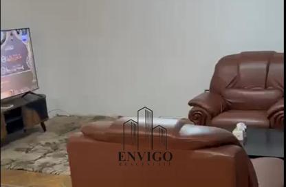 Apartment - 3 Bedrooms - 2 Bathrooms for sale in Hatem Al Tai St. - 1st Zone - Nasr City - Cairo