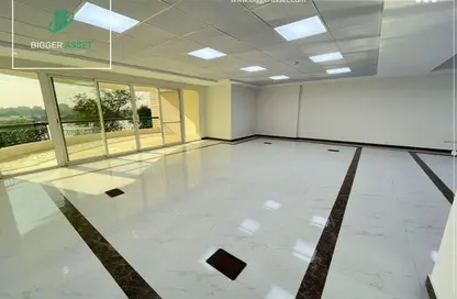 Office Space - 5 Bedrooms - 3 Bathrooms for rent in Cornish El Nile St. - Maadi - Hay El Maadi - Cairo