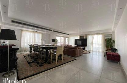 (بنتهاوس  (روف - 3 غرف نوم - 3 حمامات للبيع في ميدان اسوان - العجوزة - الجيزة