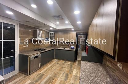 Villa - 4 Bedrooms - 4 Bathrooms for sale in Hyde Park - New Cairo City - Cairo