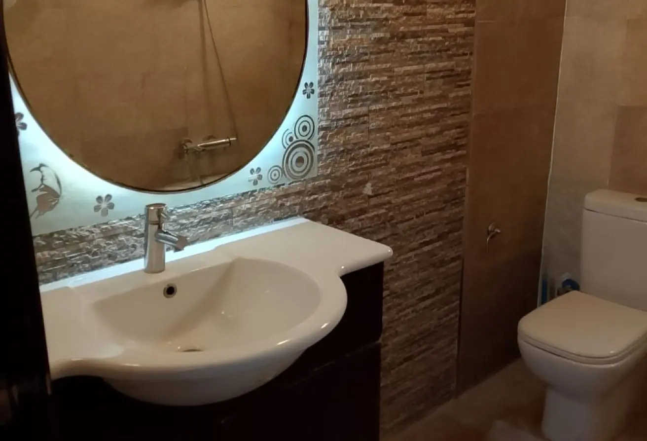 94643799 - Property Main Image
