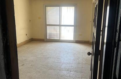 Apartment - 3 Bedrooms - 2 Bathrooms for sale in 1st District - Sheikh Zayed City - Giza