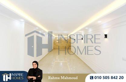 Apartment - 3 Bedrooms - 2 Bathrooms for sale in Mostafa Kamel St. - Smouha - Hay Sharq - Alexandria