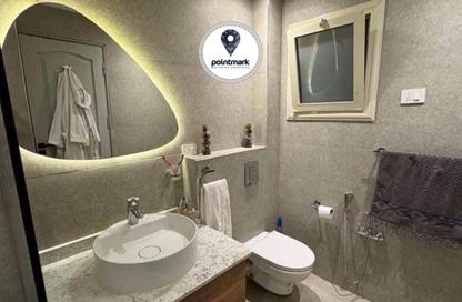 Apartment - 3 Bedrooms - 2 Bathrooms for sale in The Address East - 90 Street - The 5th Settlement - New Cairo City - Cairo