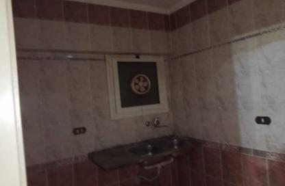 Apartment - 3 Bedrooms - 1 Bathroom for sale in Zahraa Al Maadi Tunnel - Degla - Hay El Maadi - Cairo
