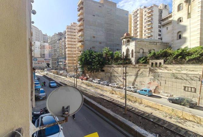 53470160 - Property Main Image