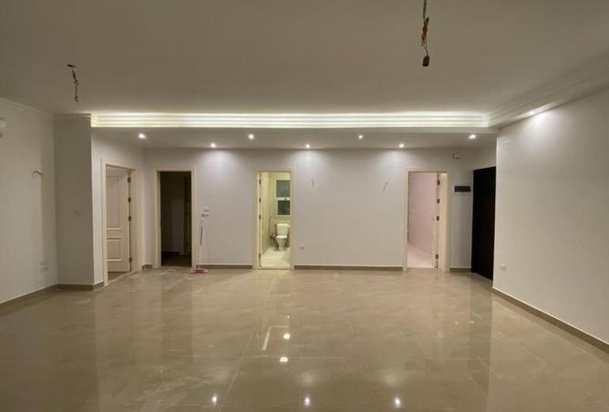 8711642 - Property Image 2