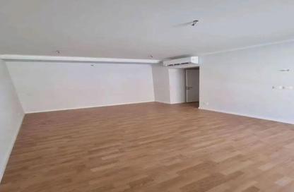 Apartment - 3 Bedrooms - 3 Bathrooms for sale in Pyramids Hills - Cairo Alexandria Desert Road - 6 October City - Giza
