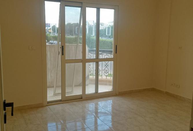 8501383 - Property Image 3