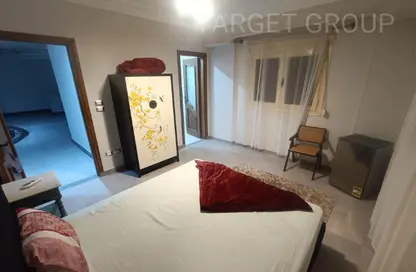 دوبلكس - 6 غرف نوم - 6 حمامات للايجار في شارع 70 - الحي الثاني - التجمع الخامس - مدينة القاهرة الجديدة - القاهرة