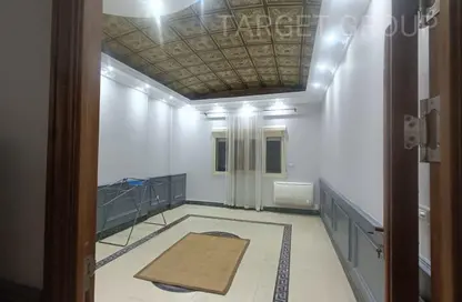 دوبلكس - 6 غرف نوم - 6 حمامات للايجار في شارع 70 - الحي الثاني - التجمع الخامس - مدينة القاهرة الجديدة - القاهرة