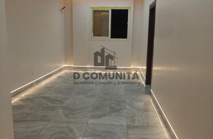 Apartment - 3 Bedrooms - 1 Bathroom for sale in Mohamed Naguib Axis - Abou El Houl - New Cairo City - Cairo