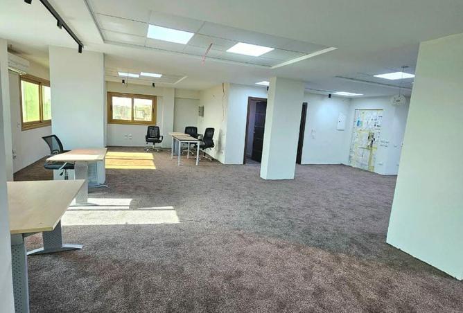 81834504 - الصورة الرئيسية للعقار