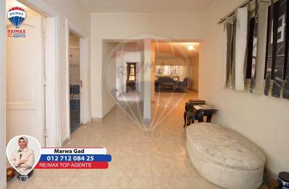 Apartment - 2 Bedrooms - 2 Bathrooms for sale in Hay Awal El Montazah - Alexandria