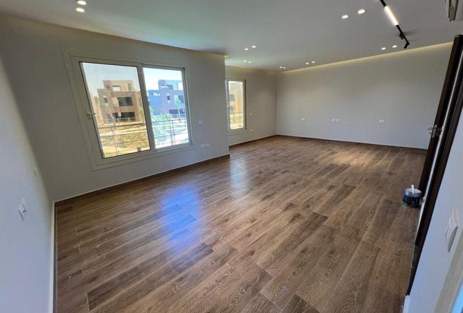 55992928 - Property Main Image