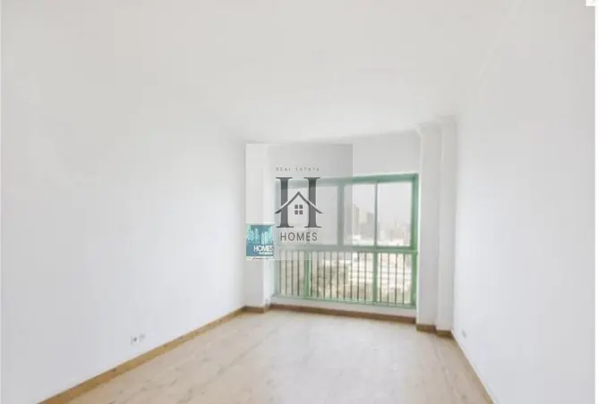 8582389 - Property Image 3