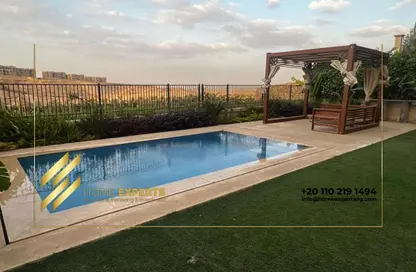 فيلا - 5 غرف نوم - 6 حمامات للايجار في سيليستا هيلز - اب تاون كايرو - المقطم - القاهرة
