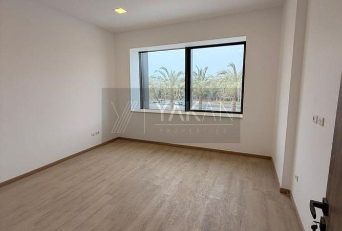 70103886 - صورة العقار 2