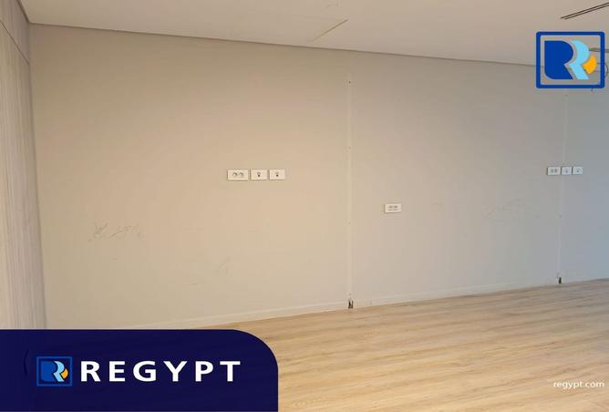 101787672 - Property Image 3