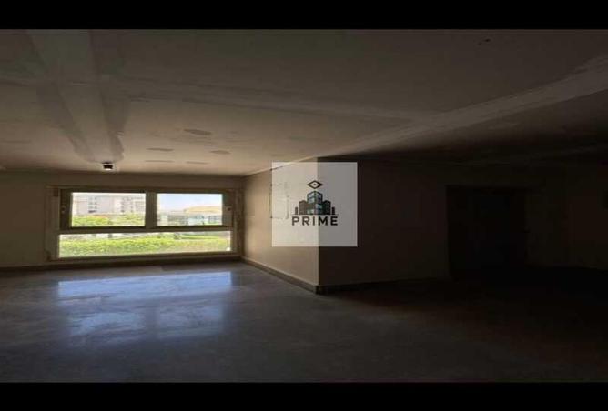 8609990 - Property Image 2