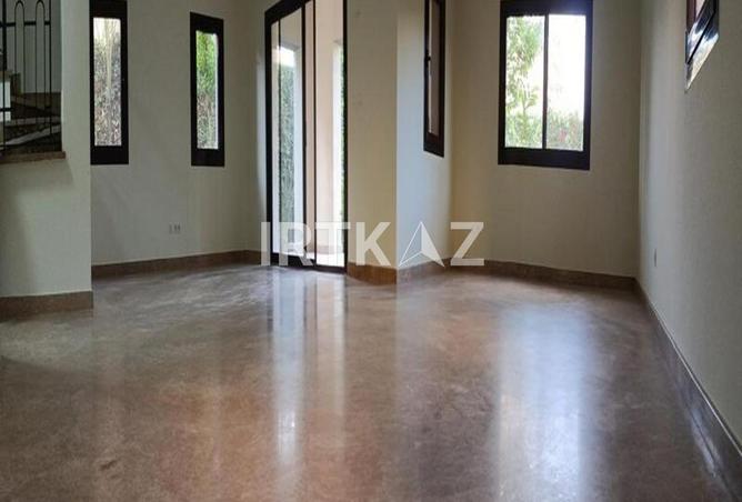 83670331 - صورة العقار 2