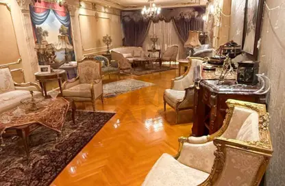 Apartment - 3 Bedrooms - 2 Bathrooms for sale in Zezenia - Hay Sharq - Alexandria