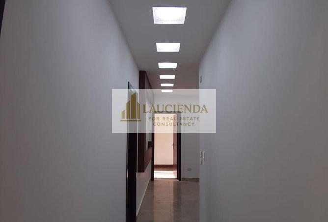 73770517 - Property Image 3