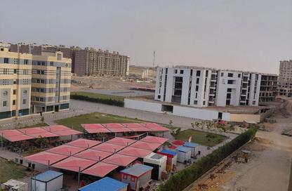 Apartment - 3 Bedrooms - 3 Bathrooms for sale in Capital East - Nasr City Compounds - Nasr City - Cairo