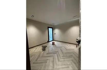 Office Space - 3 Bedrooms - 2 Bathrooms for rent in Grand Gate - Zahraa El Maadi - Hay El Maadi - Cairo Office Space - 3 Bedrooms - 2 Bathrooms for rent in Grand Gate - Zahraa El Maadi - Hay El Maadi - Cairo