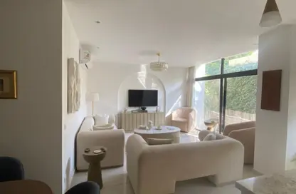 Apartment - 2 Bedrooms - 2 Bathrooms for sale in Lake View Residence - 5th Settlement Compounds - The 5th Settlement - New Cairo City - Cairo