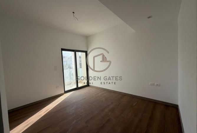 69826956 - Property Image 3