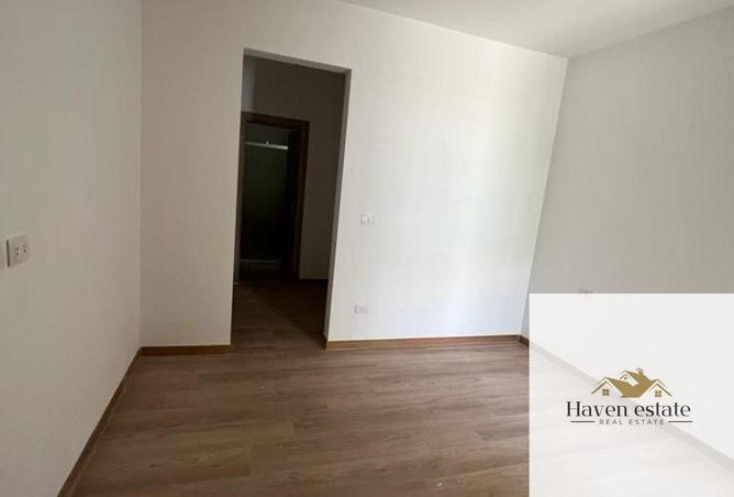 8676240 - Property Image 3