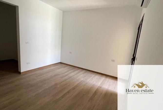 8676240 - Property Image 2