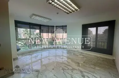 Office Space - 1 Bedroom - 1 Bathroom for rent in Sarayat Al Maadi - Hay El Maadi - Cairo