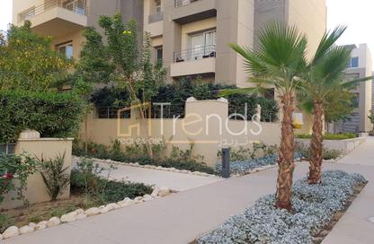 Apartment - 3 Bedrooms - 3 Bathrooms for sale in Palm Hills Village Avenue - North Investors Area - New Cairo City - Cairo
