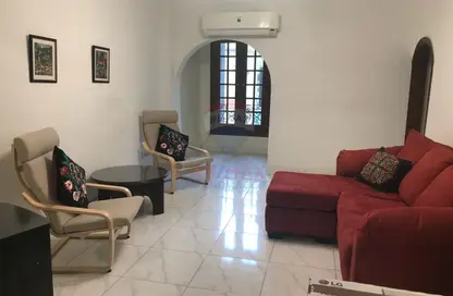 شقة - 2 غرف نوم - 2 حمامات للايجار في شارع محمد مرعشلي - الزمالك - القاهرة