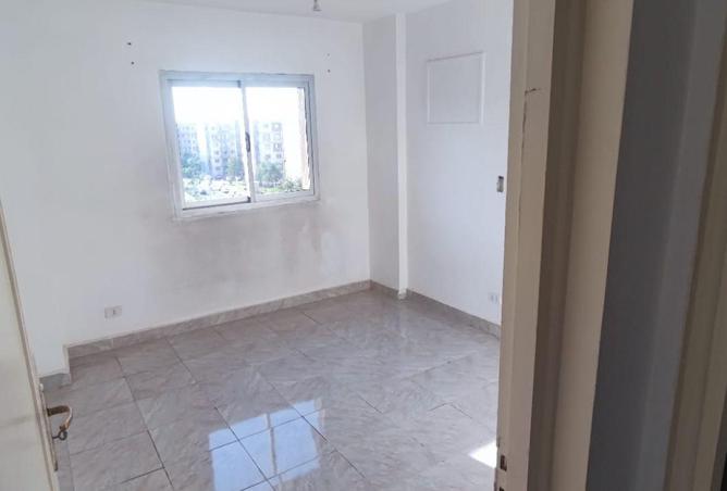 68002219 - Property Image 2