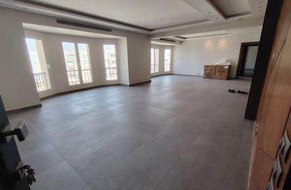 Apartment - 2 Bedrooms - 3 Bathrooms for rent in Park Corner - Hyde Park - New Cairo City - Cairo