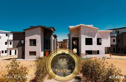 أي فيلا - 3 غرف نوم - 3 حمامات للبيع في كريك تاون - التجمع الاول - مدينة القاهرة الجديدة - القاهرة