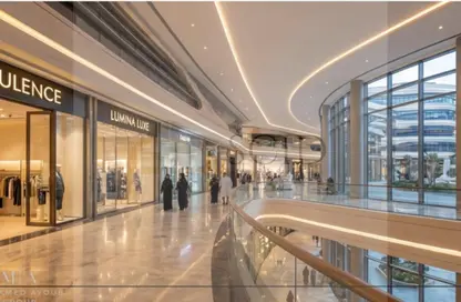 Retail - Studio - 2 Bathrooms for sale in The Gate Plaza Mall - 10th District - Sheikh Zayed City - Giza