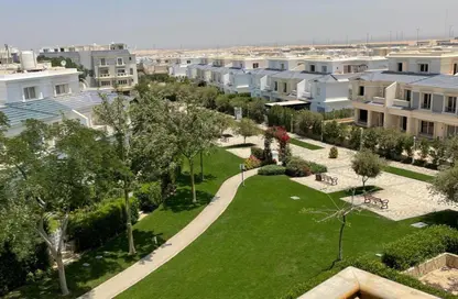 أي فيلا - 4 غرف نوم - 4 حمامات للبيع في ماونتن فيو اكتوبر بارك - الحي السادس - مدينة 6 أكتوبر - الجيزة